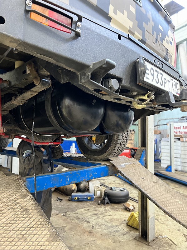 Toyota Tundra 5.7