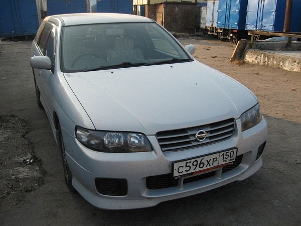 Nissan Avenir
