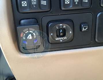 Lexus Lx470 2000 года 237.9 л.с. 4664