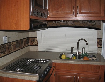 Chevrolet Monaco фото 6