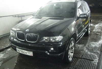 BMW X5 4.4L