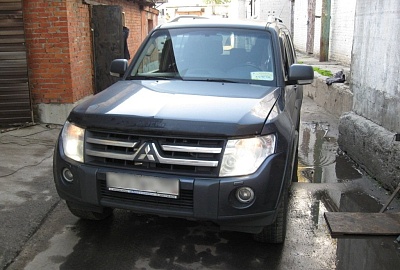 Mitsubishi Pajero 3.8