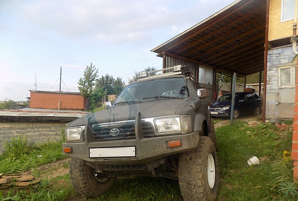 Toyota 4Runner 1999 года 185 л.с. 3378