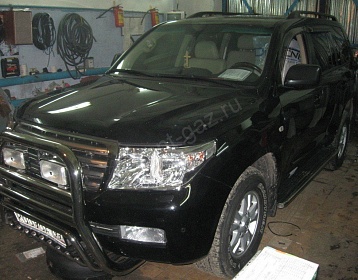 Toyota Land cruiser 200 2