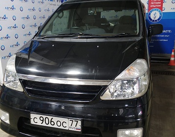 Nissan Serena 2001 года 144.93 л.с. 1998
