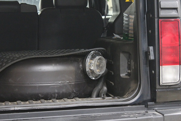 Hummer H2 2006 года V8