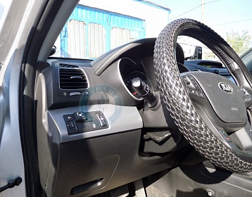 Kia Sorento 2015 года 174 л.с. 2359