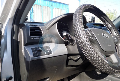 Kia Sorento 2015 года 174 л.с. 2359