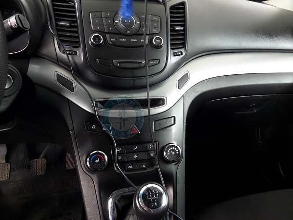 Кнопка ГПО на Chevrolet Orlando 2012 года 141.4 л.с. 1796