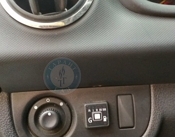 Renault Sandero 2012 года 84.3 л.с. 1598 фото 2