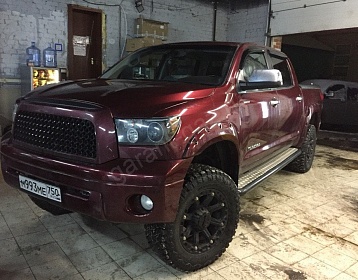 Toyota Tundra 5.6