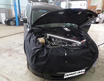 Mazda CX9 2007 год 3.5