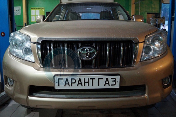 Toyota Land cruiser prado 2013 года 163.2 л.с. 2694
