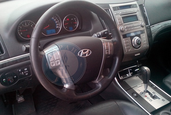 Кнопка ГБО на Hyundai Ix55 2009 года 263.8 л.с. 3778