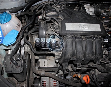 Volkswagen Golf 2013 года 102 л.с. 1595 фото 1