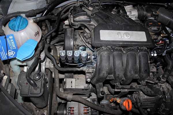 Volkswagen Golf 2013 года 102 л.с. 1595