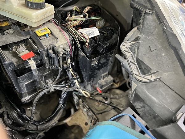 Peugeot Partner 2011 года 74.8 л.с. 1360
