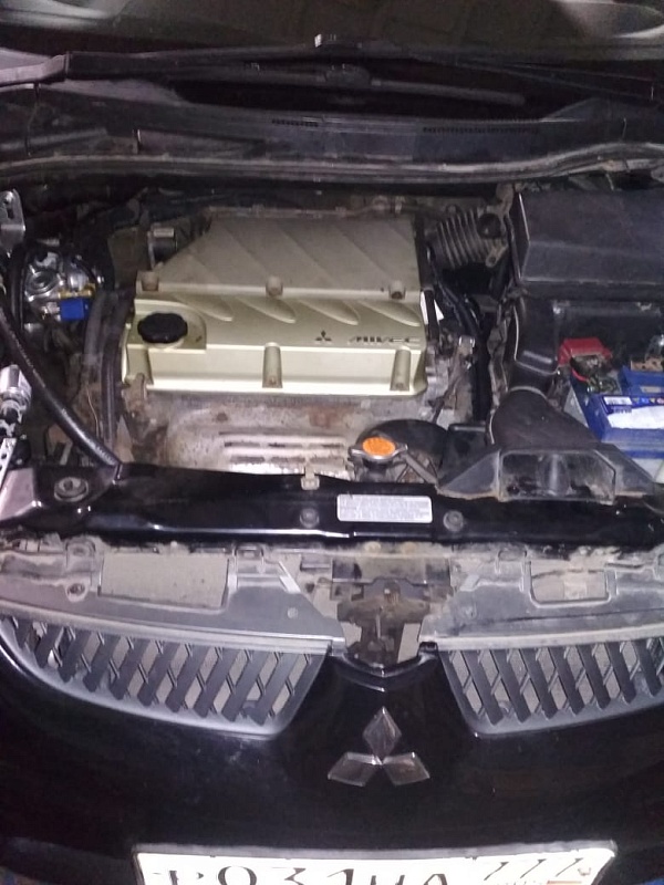 Mitsubishi Grandis 2006 года 164.5 л.с. 2378