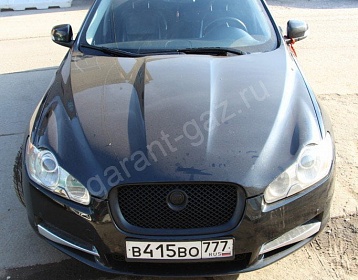 Jaguar XF фото 1