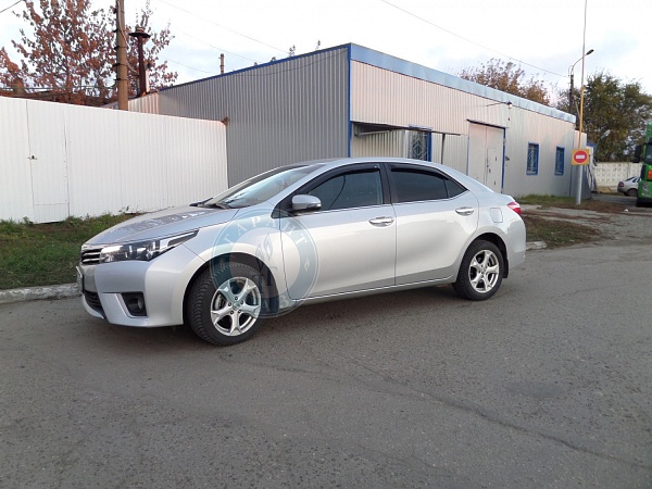 Toyota Corolla 2013 года 123.7 л.с. 1598