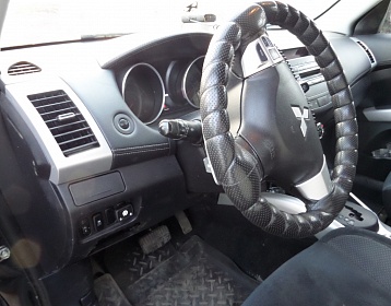 Mitsubishi Outlander 2008 года 220.3 л.с. 2998