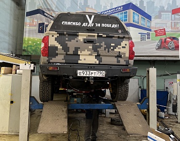 Toyota Tundra 5.7 фото 6