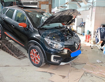Renault Kaptur 2017 года 1143 л.с. 1998