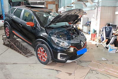 Renault Kaptur 2017 года 1143 л.с. 1998